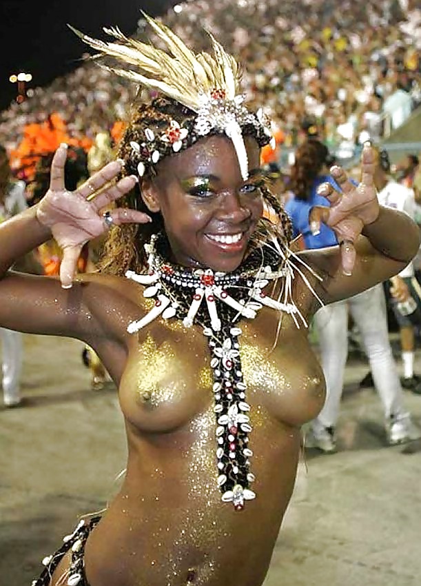 Rio Carnival Topless 01 19