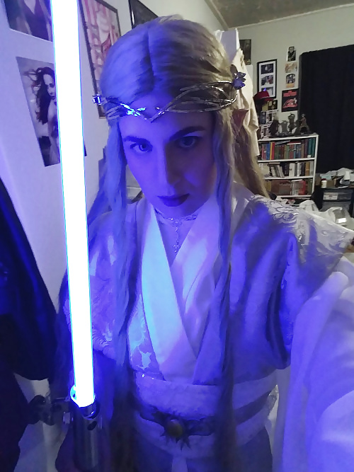 Star Wars Cosplaying Jedi  24