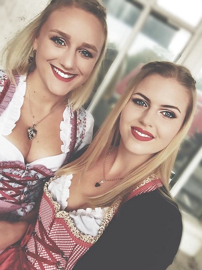 Sexy Dirndl Girls 123 12