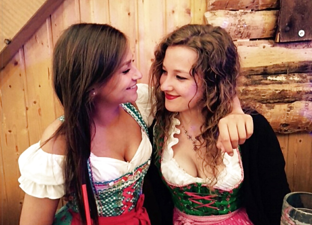 Hot Girls in Dirndl 42 6