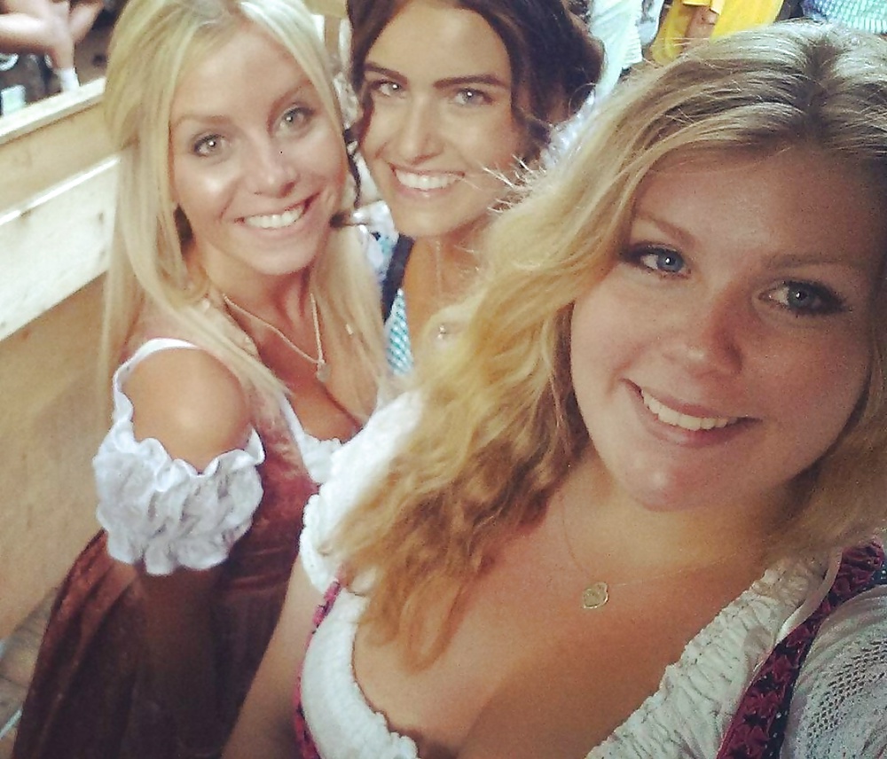 Sexy Dirndl Girls 108 14