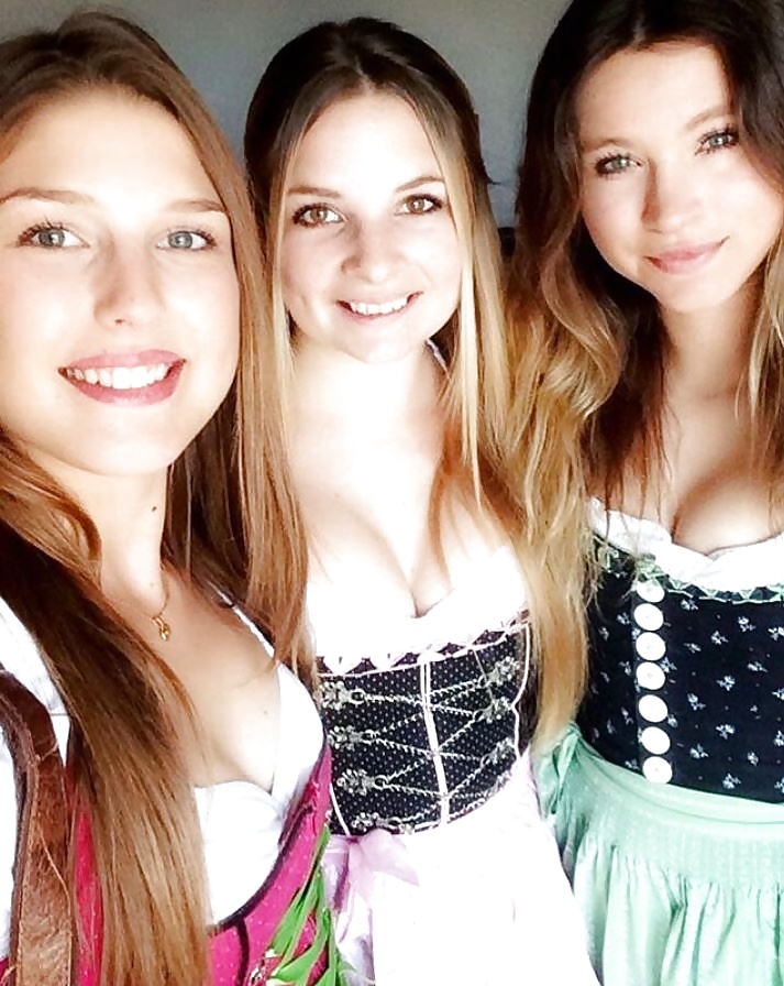 Sexy Dirndl Girls 119 5