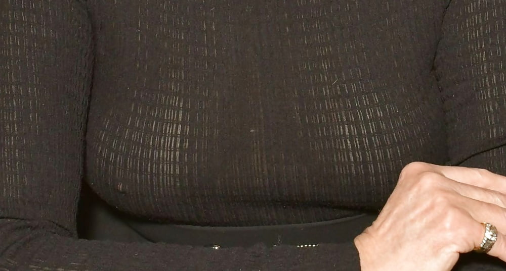 Amanda Lear French MILF boobs in Paris jan 2018 4