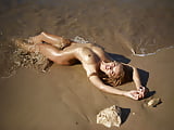 Dirty-blonde, SEXY beach goddess 24